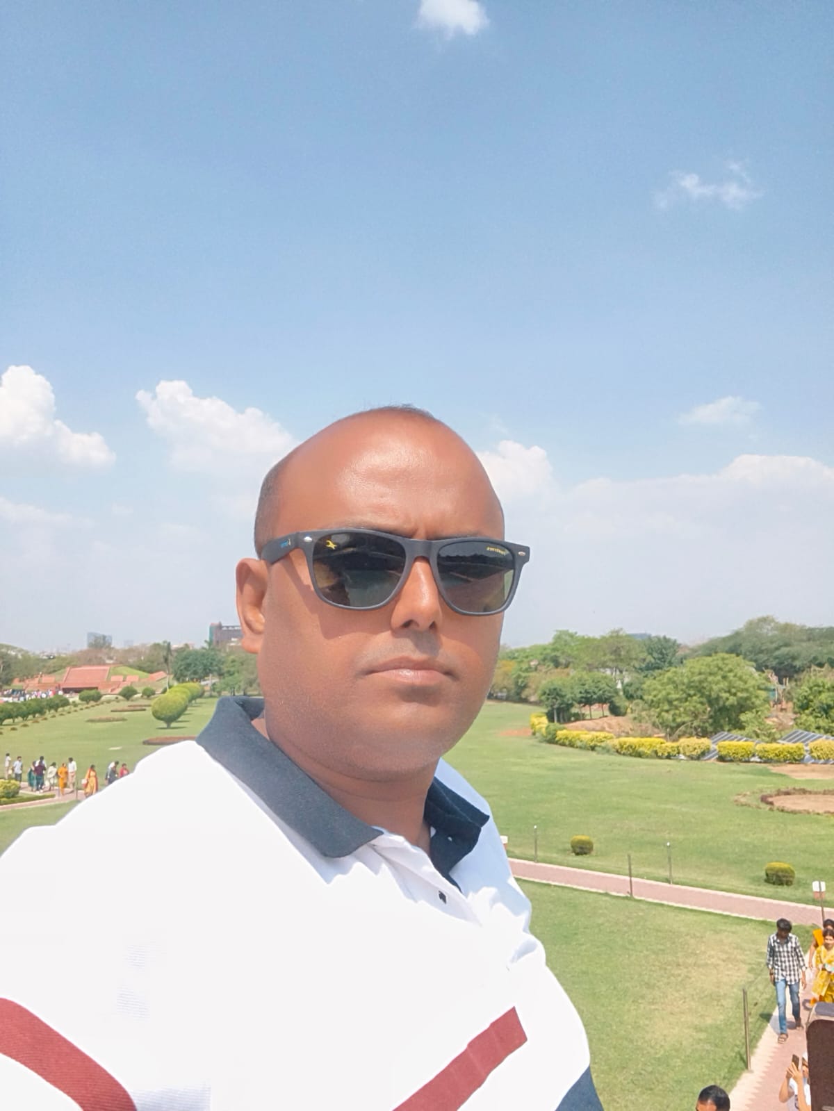 SANJEEV SINGH